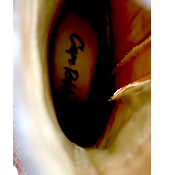 NWOT Cape Robbin Dumpa in Black Short Boots with Gold Fire Design - Boot Scootin - Picture 9 of 9